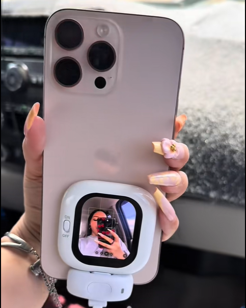 Vlogmate™ Mini Selfie Monitor Screen™